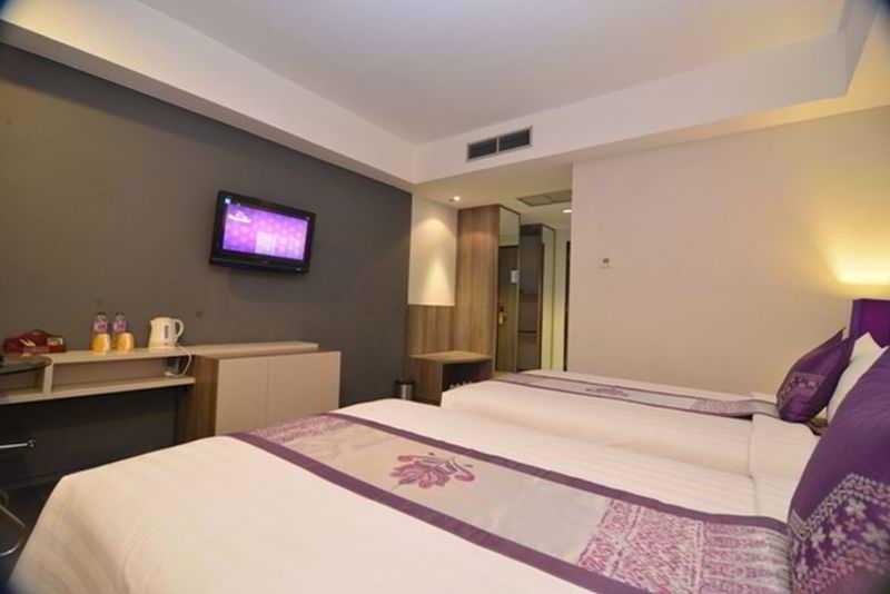 ジュニアスイート, Truntum Padang