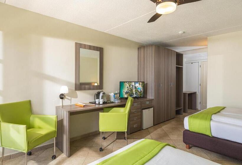 اتاق استاندارد با چشمانداز دریا, Lionsdive Beach Resort