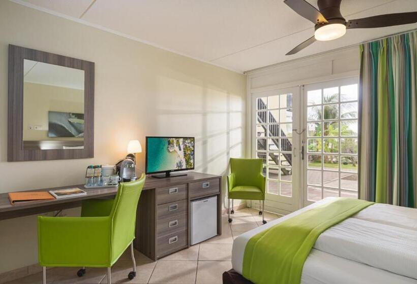 スタンダードルーム, Lionsdive Beach Resort