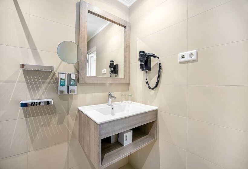 اتاق استاندارد با چشمانداز دریا, Lionsdive Beach Resort