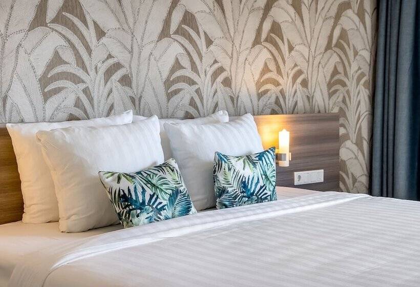 オーシャンビュースタンダードルーム, Lionsdive Beach Resort