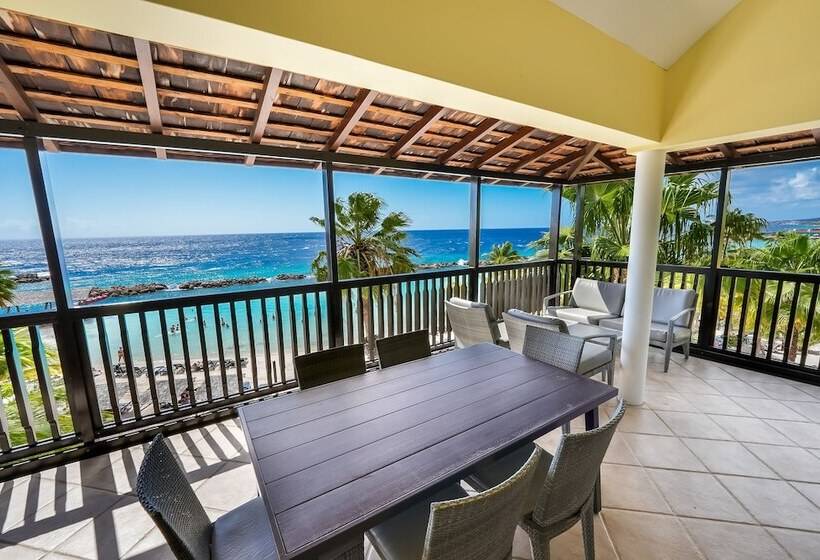 2 Bedrooms Suite Sea View, Lionsdive Beach Resort