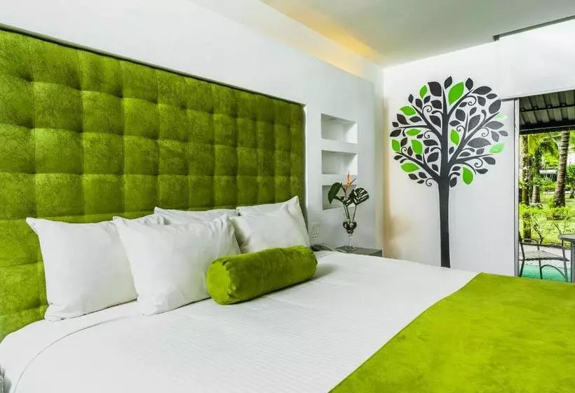 Superior Room with Terrace, Riande Aeropuerto Hotel Casino