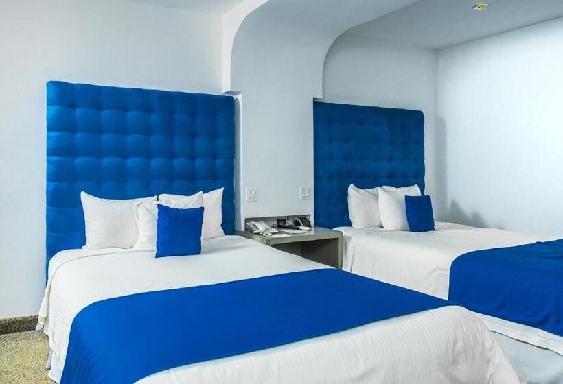 غرفة سوبيريور مزوَّدة بتراس, Riande Aeropuerto Hotel Casino