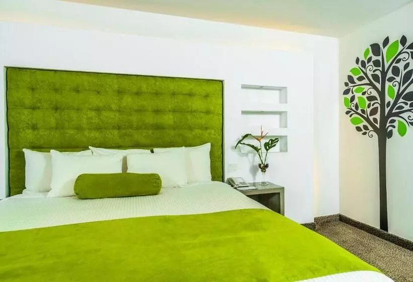 Superior Room with Terrace, Riande Aeropuerto Hotel Casino