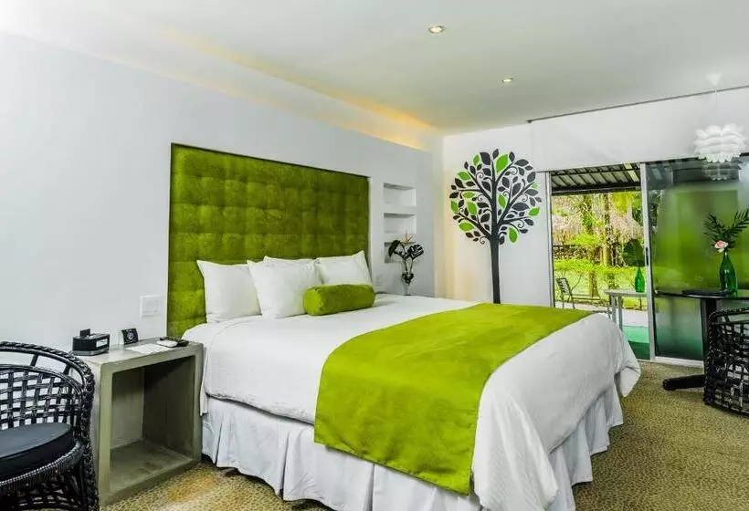 Superior Room with Terrace, Riande Aeropuerto Hotel Casino