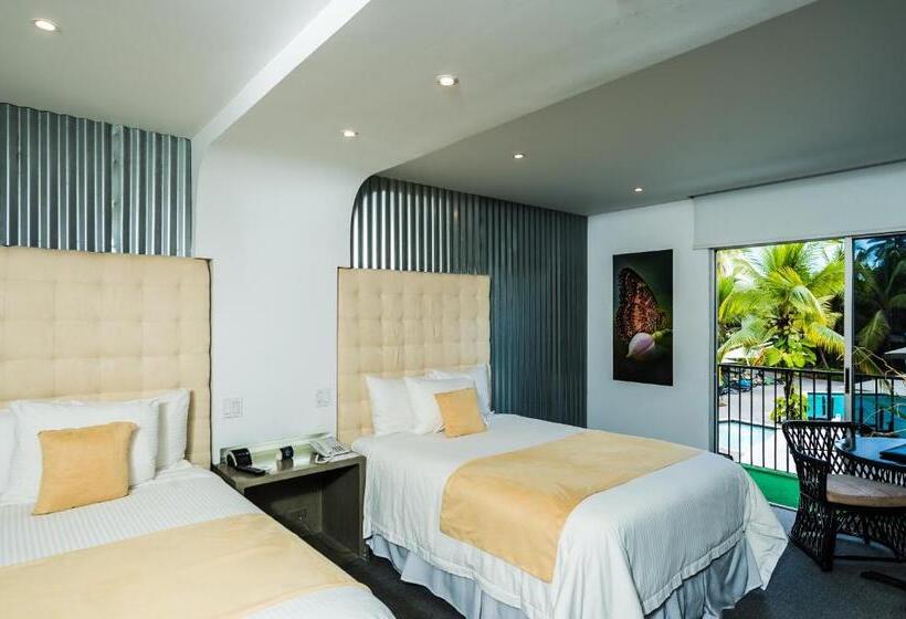 غرفة سوبيريور مزودة بشرفة, Riande Aeropuerto Hotel Casino