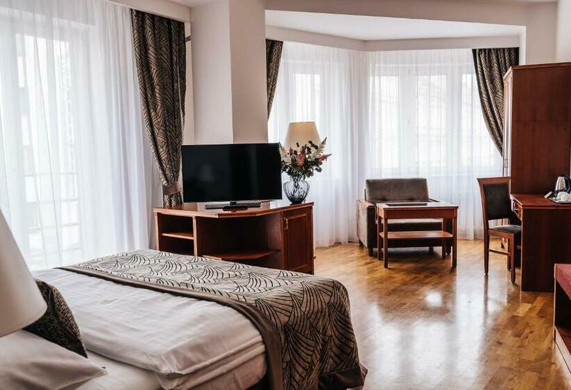 اتاق استاندارد, Belvedere