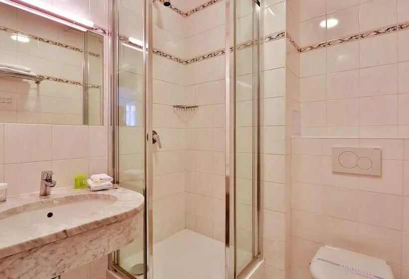 Camera Tripla Standard, Belvedere