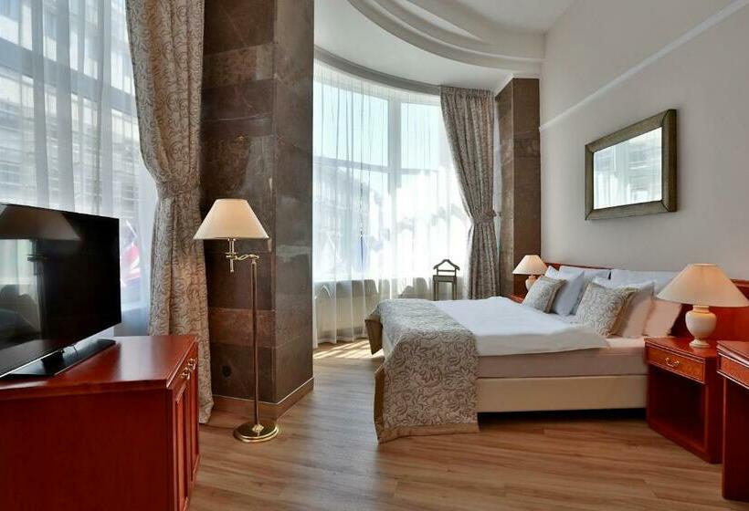 اتاق اجرایی, Belvedere