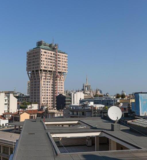 带露台的套间, Canada