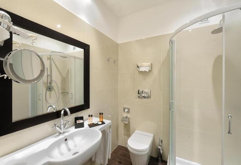 行政房间, Canada