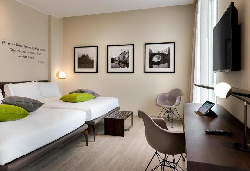 Suite with Terrace, Canada