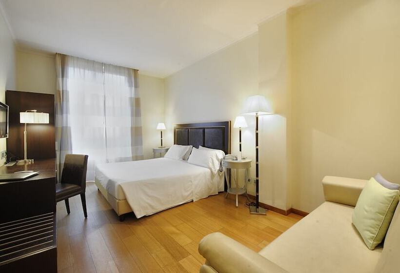 高级大房间, Canada