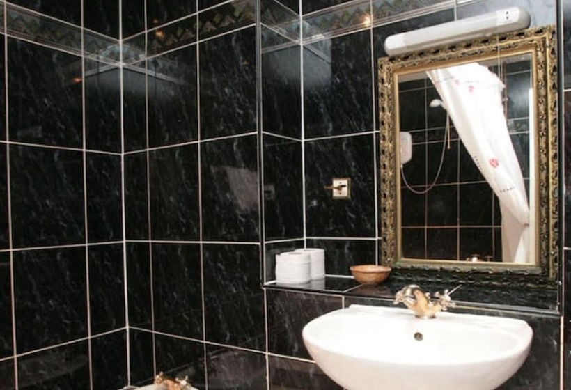 חדר סטנדרט, Clifton