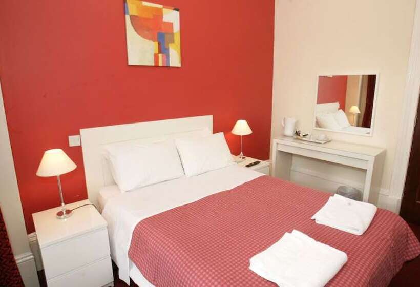 חדר בסיסי, Clifton