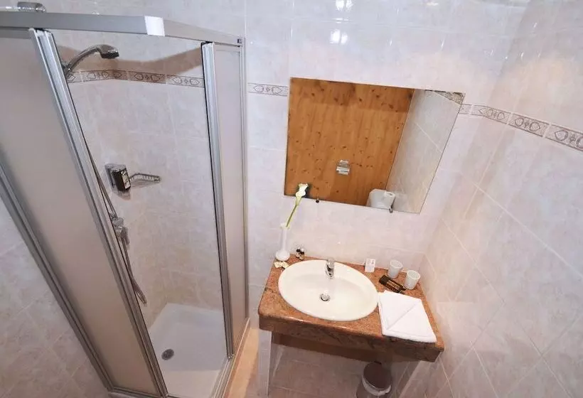 اتاق استاندارد, Hôtel De L Arve By Happyculture
