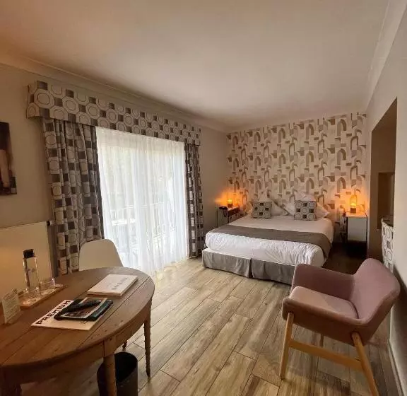 Standard Room, De La Gaichel
