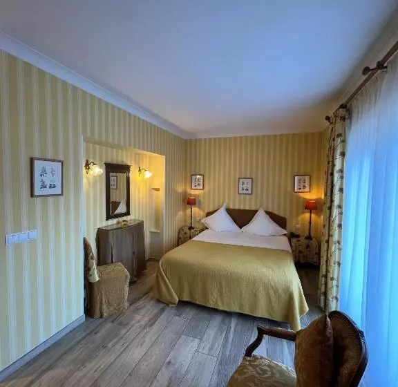 Standard Room, De La Gaichel
