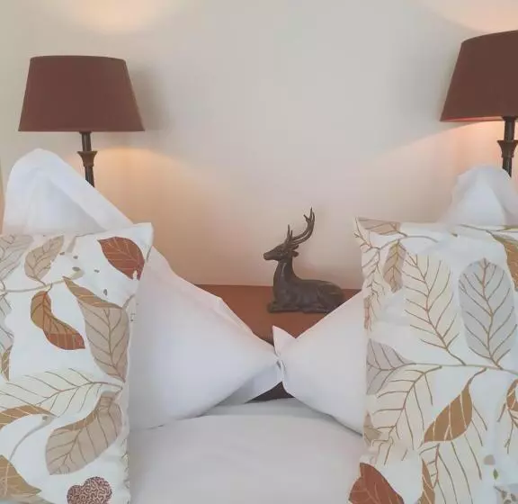 Deluxe Room, De La Gaichel