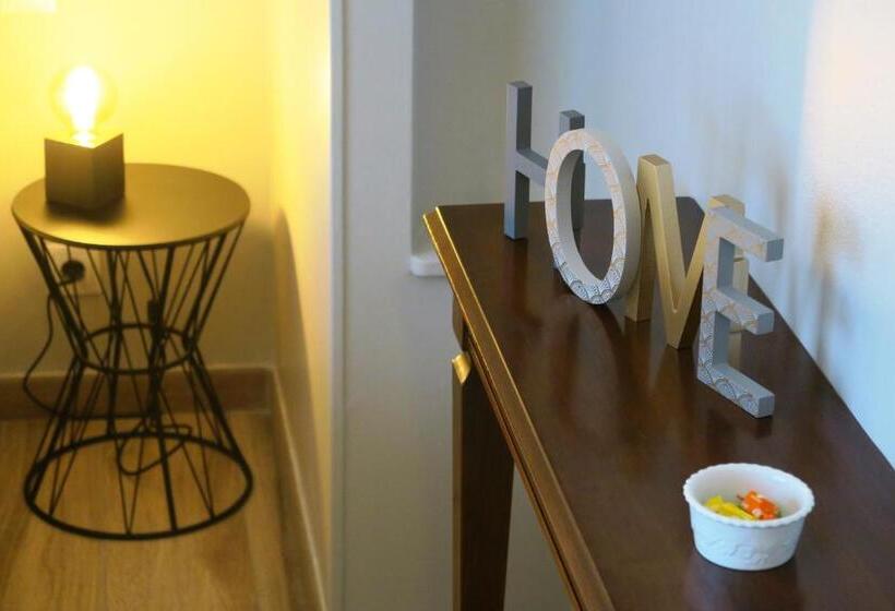 اتاق استاندارد, De La Gaichel