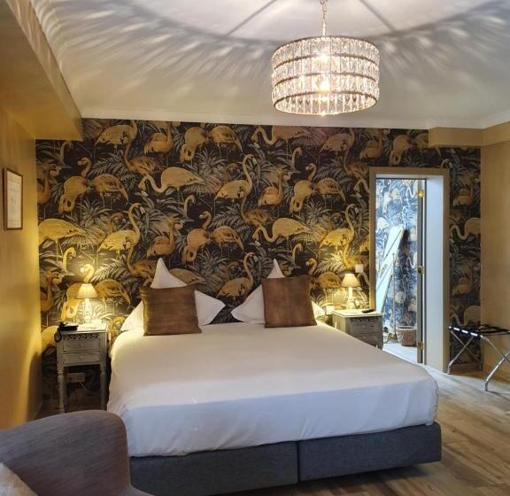 سوییت جونیور, De La Gaichel