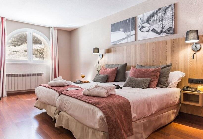 Camera Standard, Grand Pas by Nexta