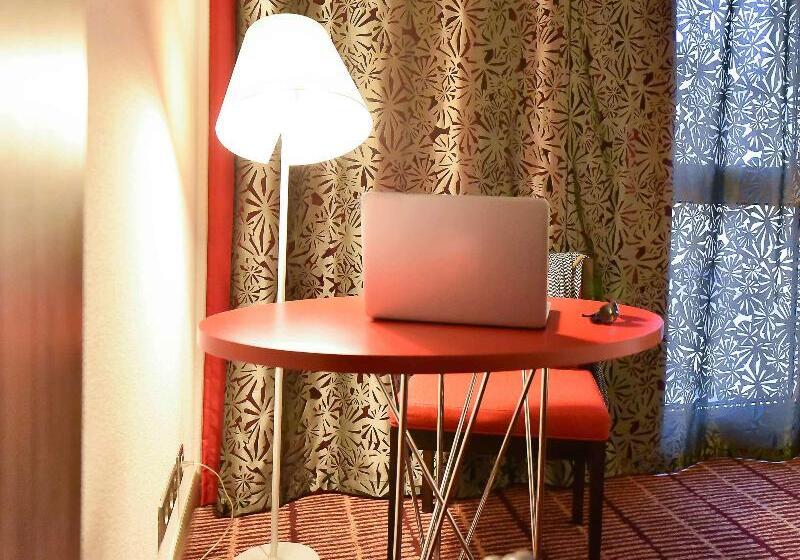 Номер Стандарт, Hôtel Mercure Blois Centre