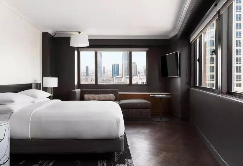 سوئیت جونیور با تخت بزرگ, New York Marriott Downtown