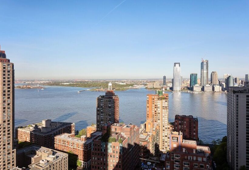 适用于残疾人士的豪华房间, New York Marriott Downtown