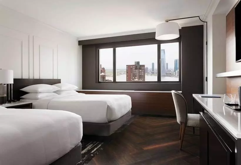 اتاق دلوکس مخصوص معلولین, New York Marriott Downtown