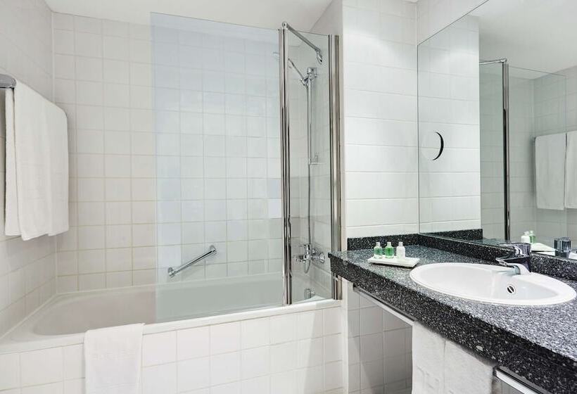 اتاق سوپریور, NH Wien City