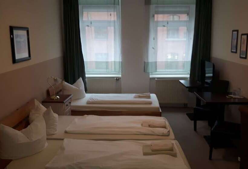 标准三人间, & Pension Plagwitzer Hof