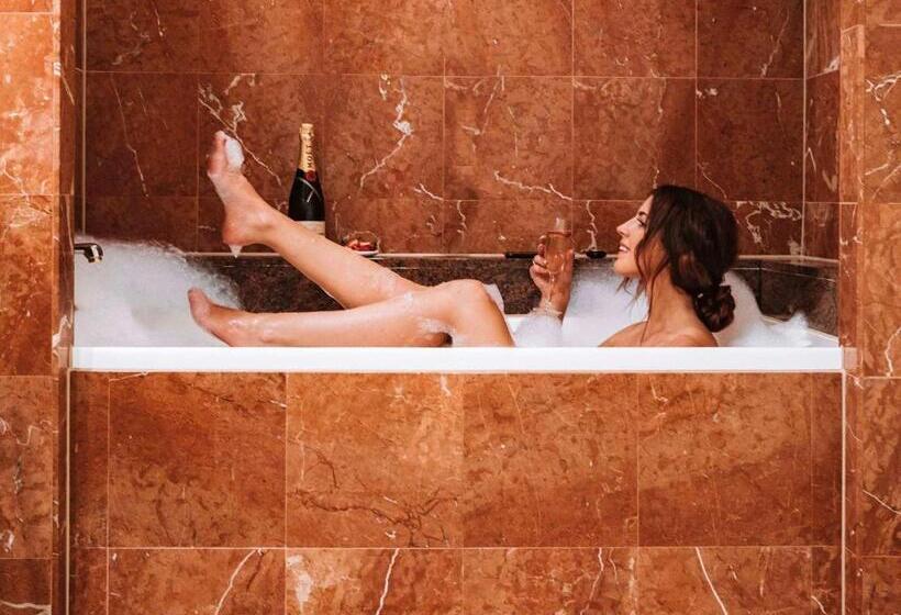 غرفة كلاسيكية مطلّة علي المدينة, Pullman Cairns International