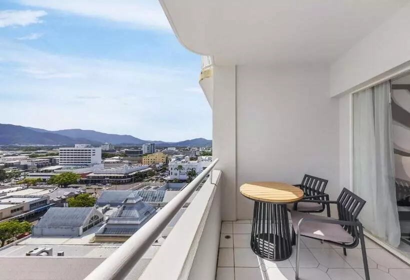 Habitació Superior Vista Muntanya, Pullman Cairns International