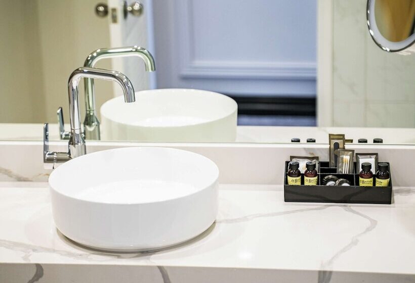 غرفة سوبيريور مطلة على الجبل, Pullman Cairns International