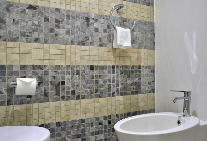 اتاق سوپریور, Savoy Prague