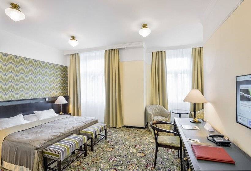 اتاق سوپریور, Savoy Prague