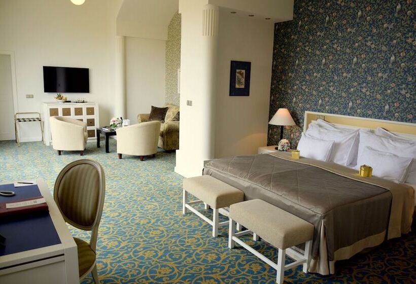 Suite with Terrace, Savoy Prague