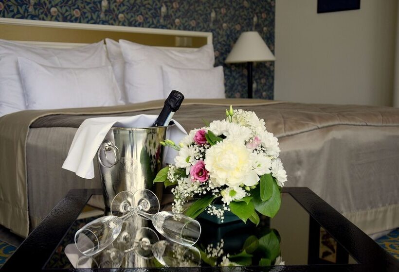 Suite with Terrace, Savoy Prague