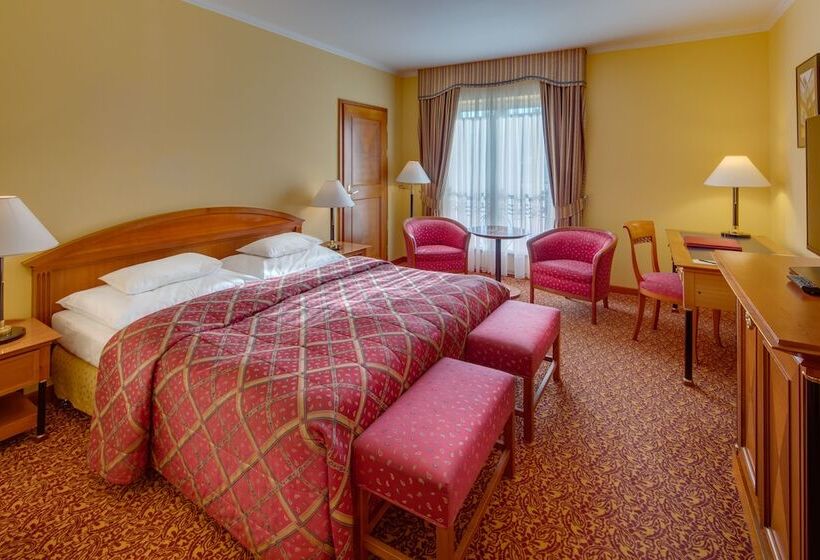 اتاق استاندارد, Savoy Prague