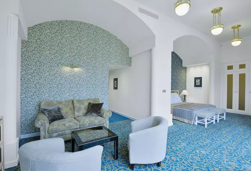Suite with Terrace, Savoy Prague