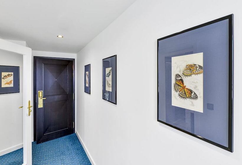 Suite with Terrace, Savoy Prague