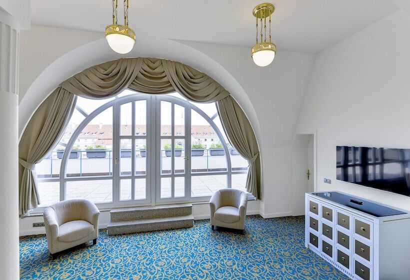 Suite with Terrace, Savoy Prague