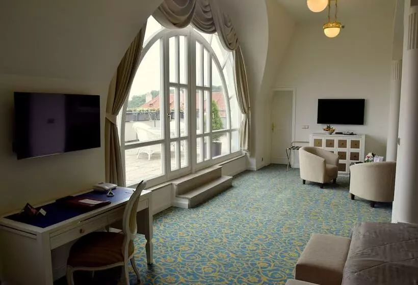 Suite with Terrace, Savoy Prague
