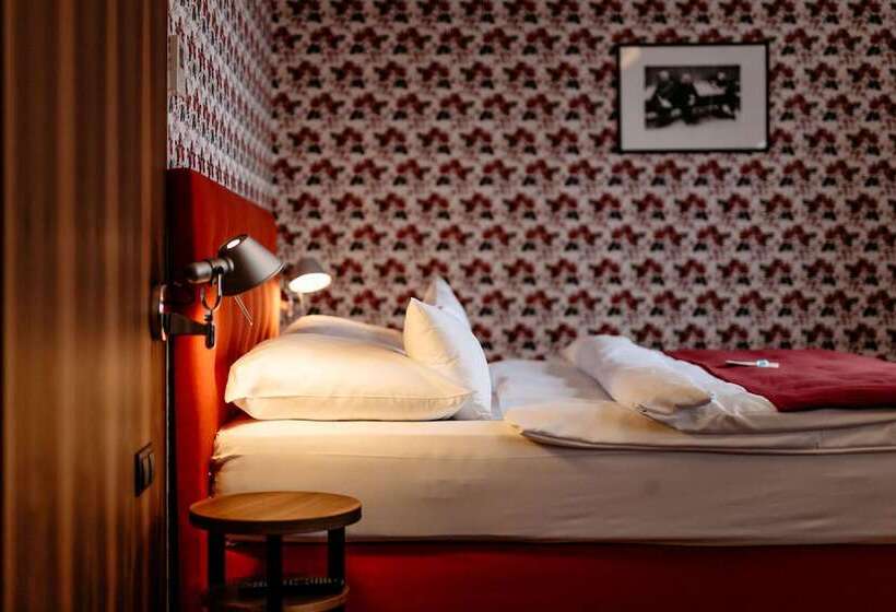 디럭스 룸, Small Luxury Hotel Altstadt Vienna