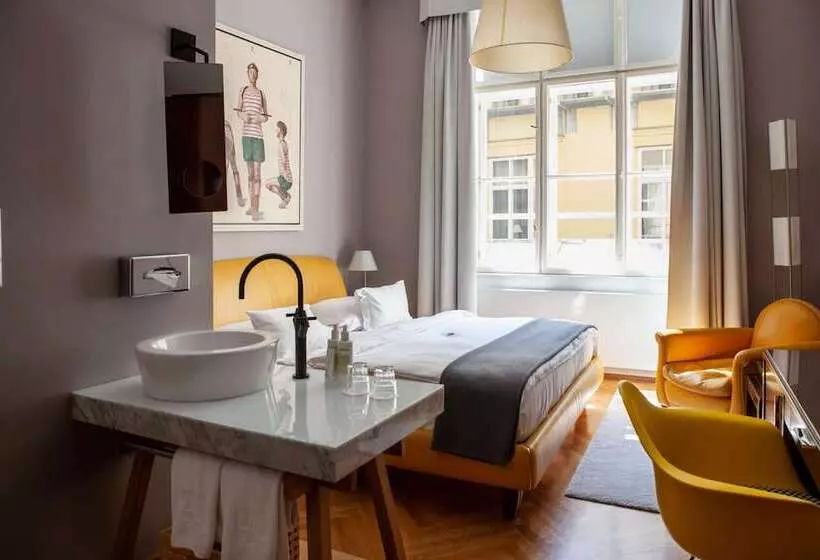 اتاق کلاسیک, Small Luxury Hotel Altstadt Vienna