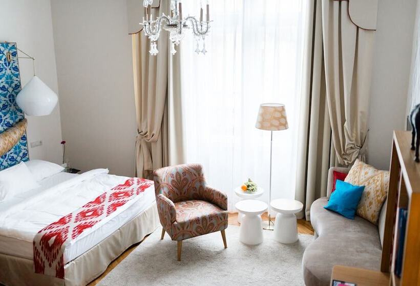 디럭스 룸, Small Luxury Hotel Altstadt Vienna
