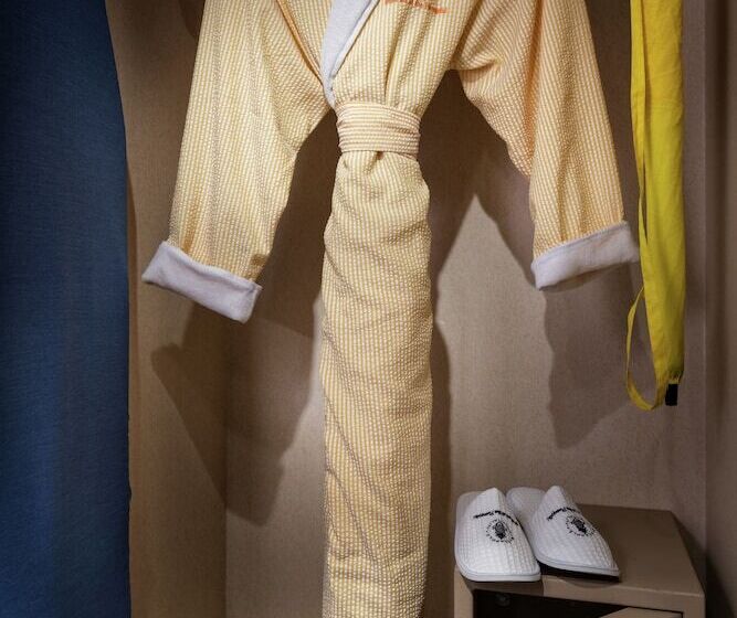 Номер Deluxe, Staypineapple, University Inn, University District Seattle