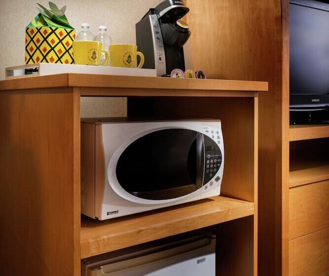 Номер Deluxe, Staypineapple, University Inn, University District Seattle